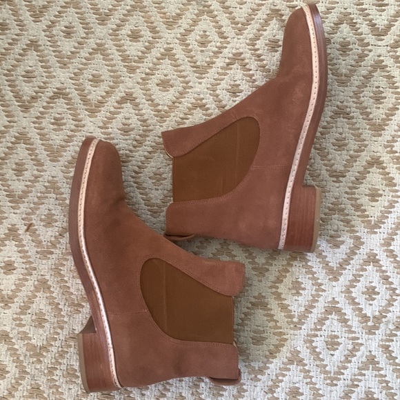 Oroton brown suede boots size 37 - Picture 4 of 7